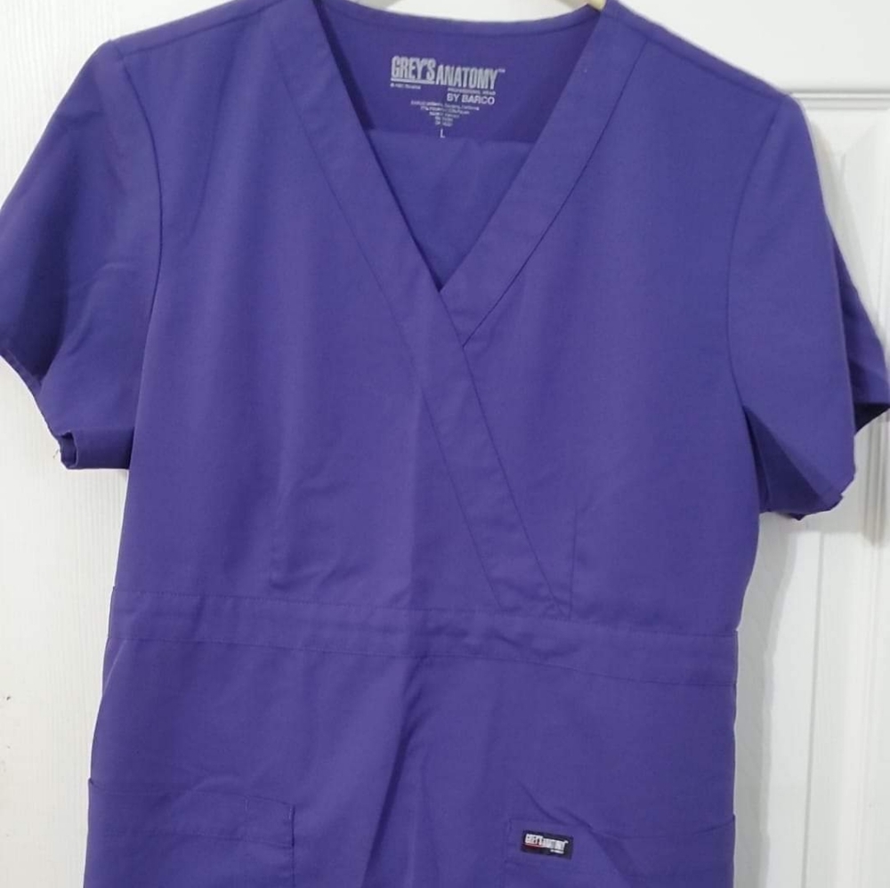 3 pairs- Grey's anatomy scrubs large top;large petite pants lot